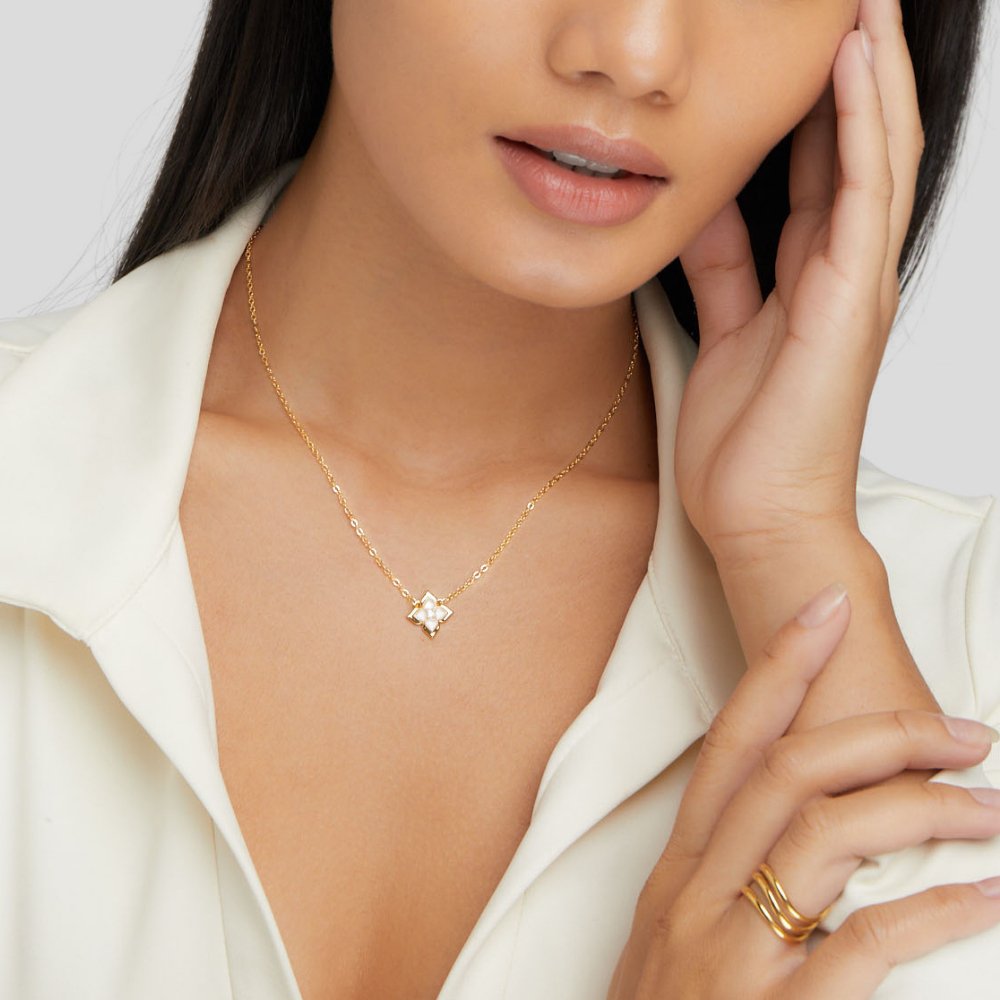 Collana Clover Iris Bianco Dalia