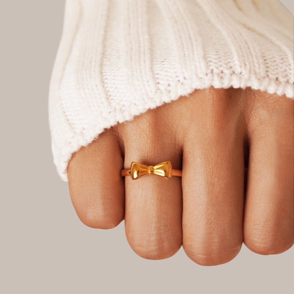 Anello Ellie con Fiocco Dorato