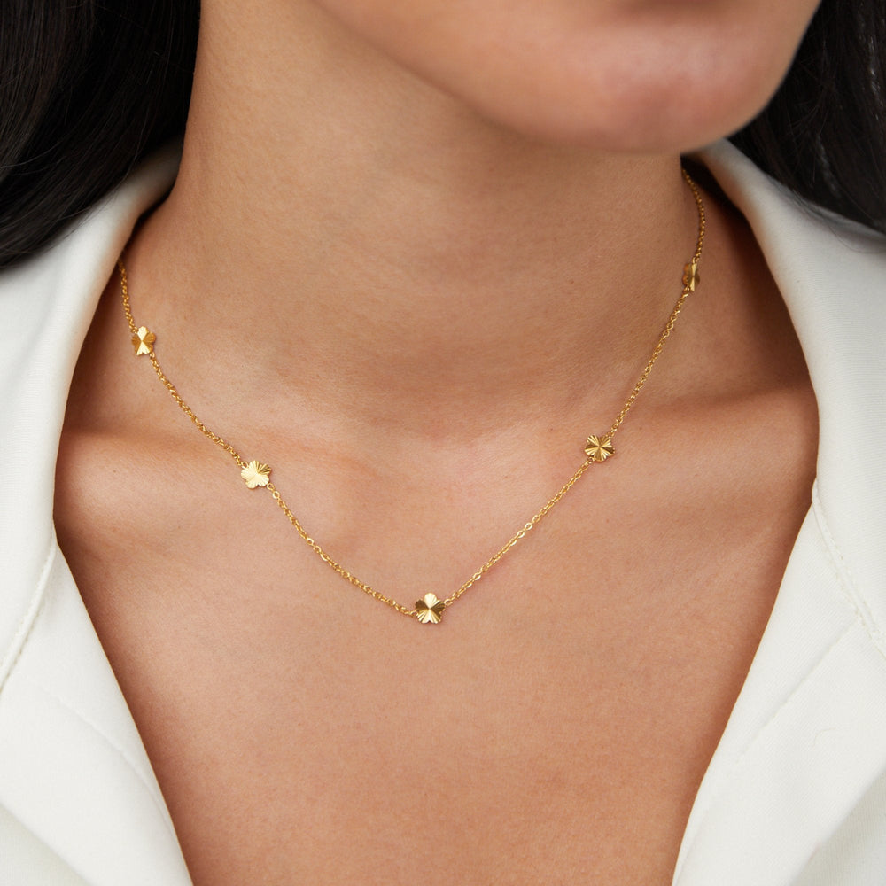 Collana a Catena Fiore Oro 18K