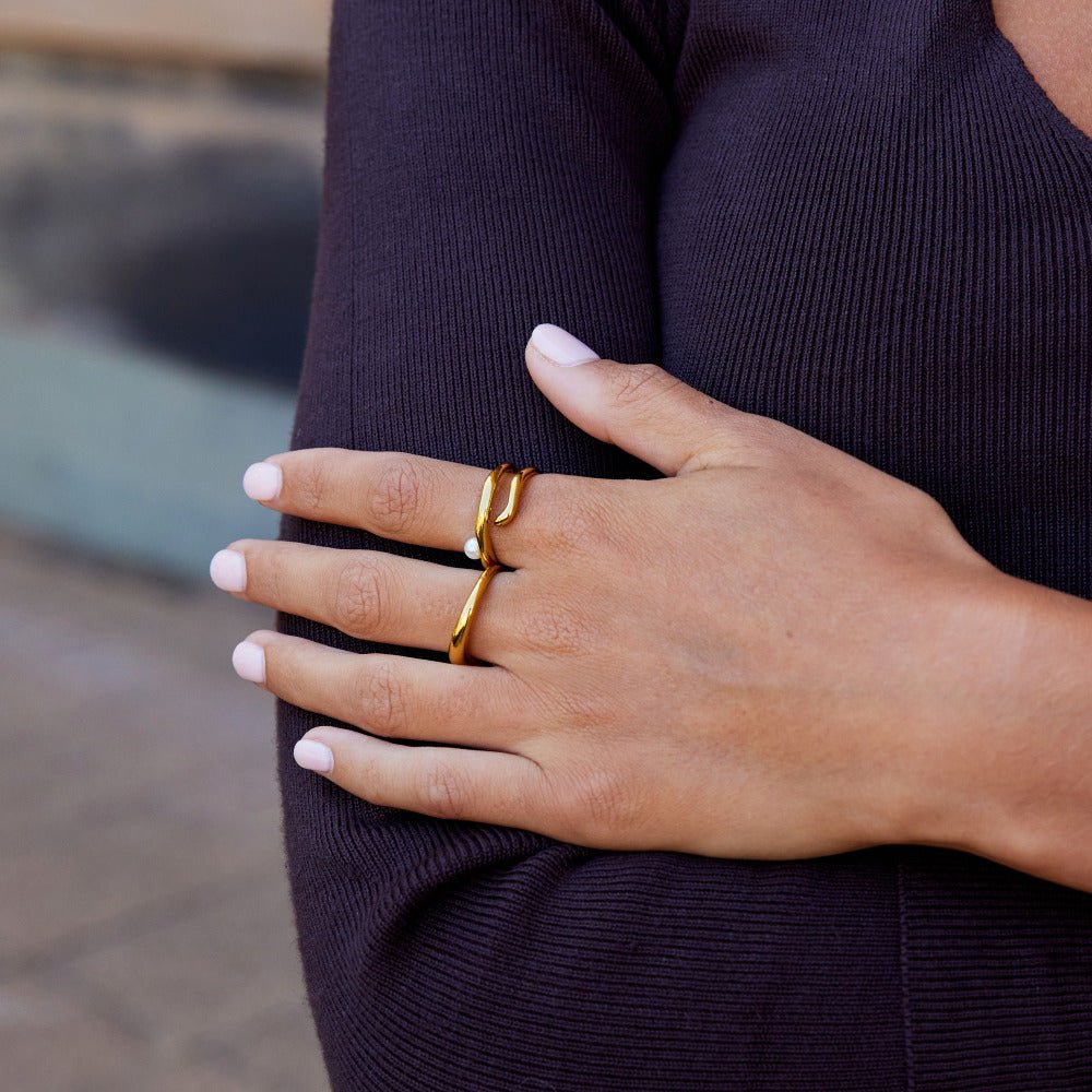Anello Geometrico Oro e Perla