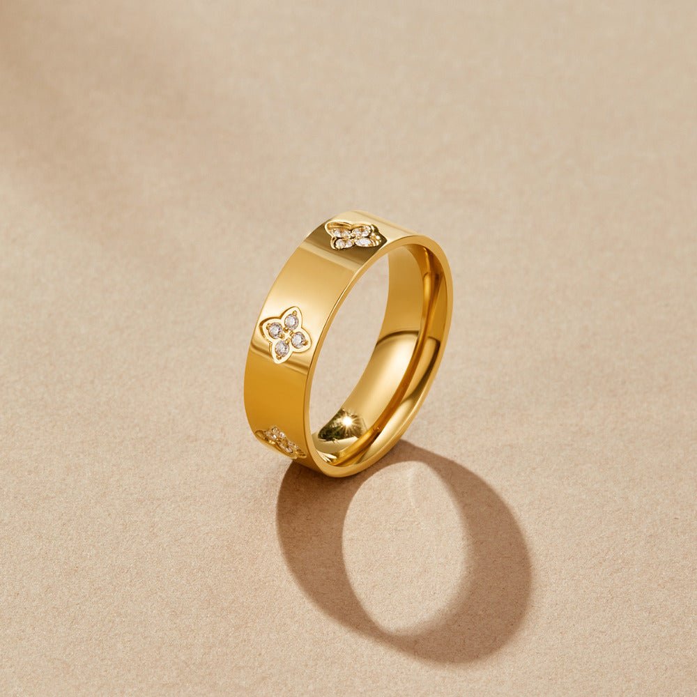 Anello Fascia Clover Cristallo Oro