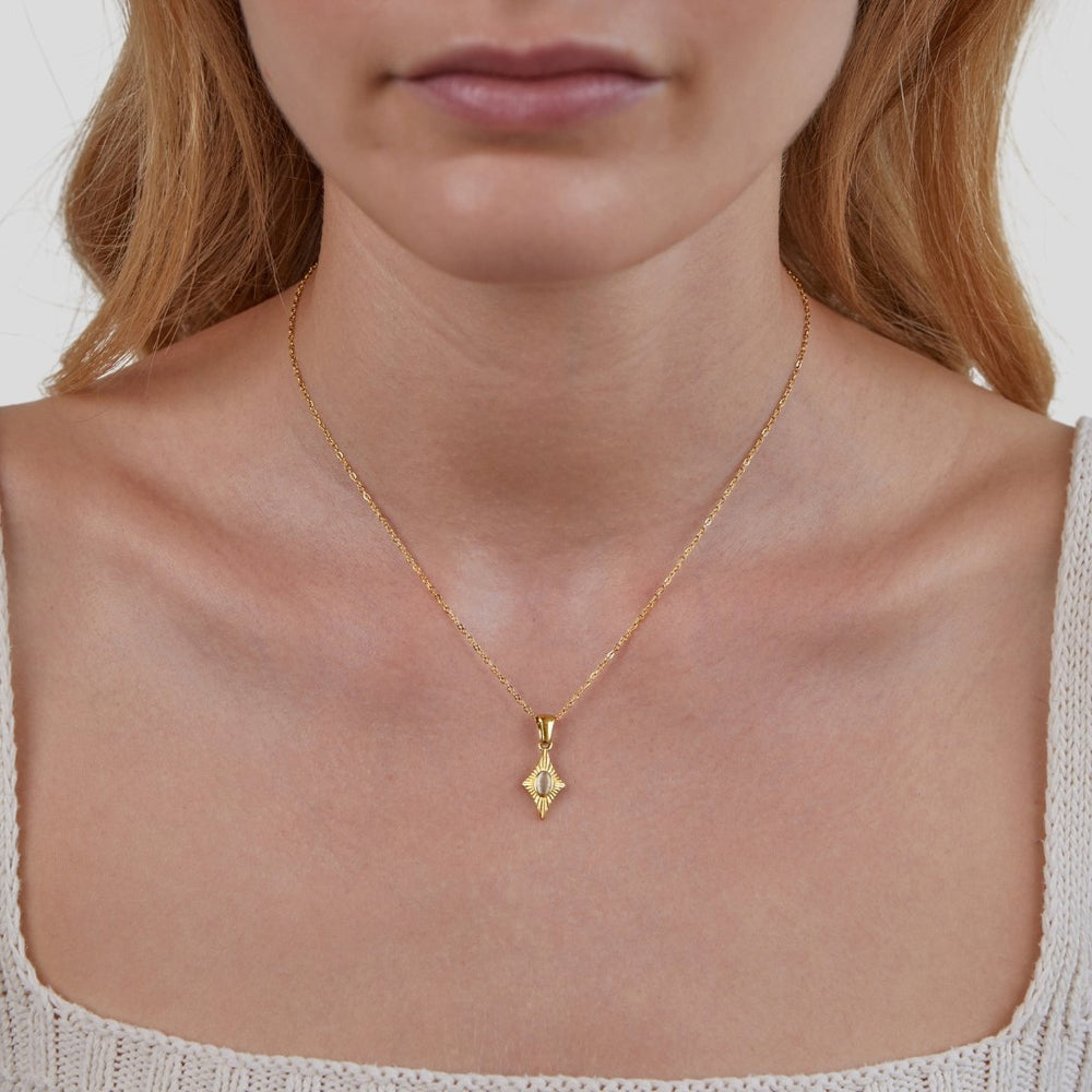 Collana Opale Bianco Luna Oro