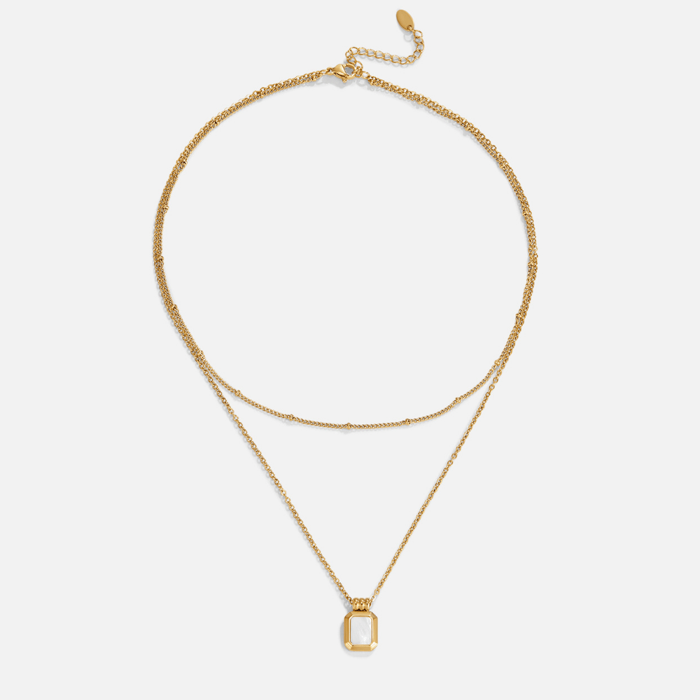 Collana a Strati con Ciondolo Bianco Valerie