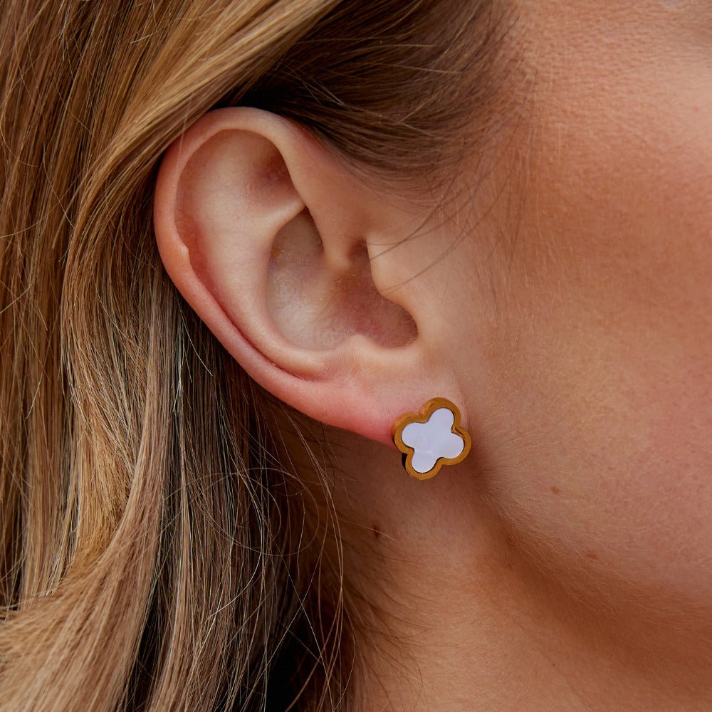 Orecchini a Perno Clover Bianco